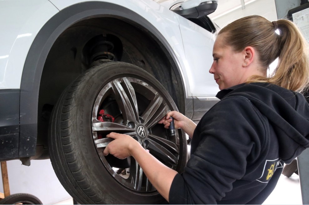 Things to Look for When Buying Used Tires